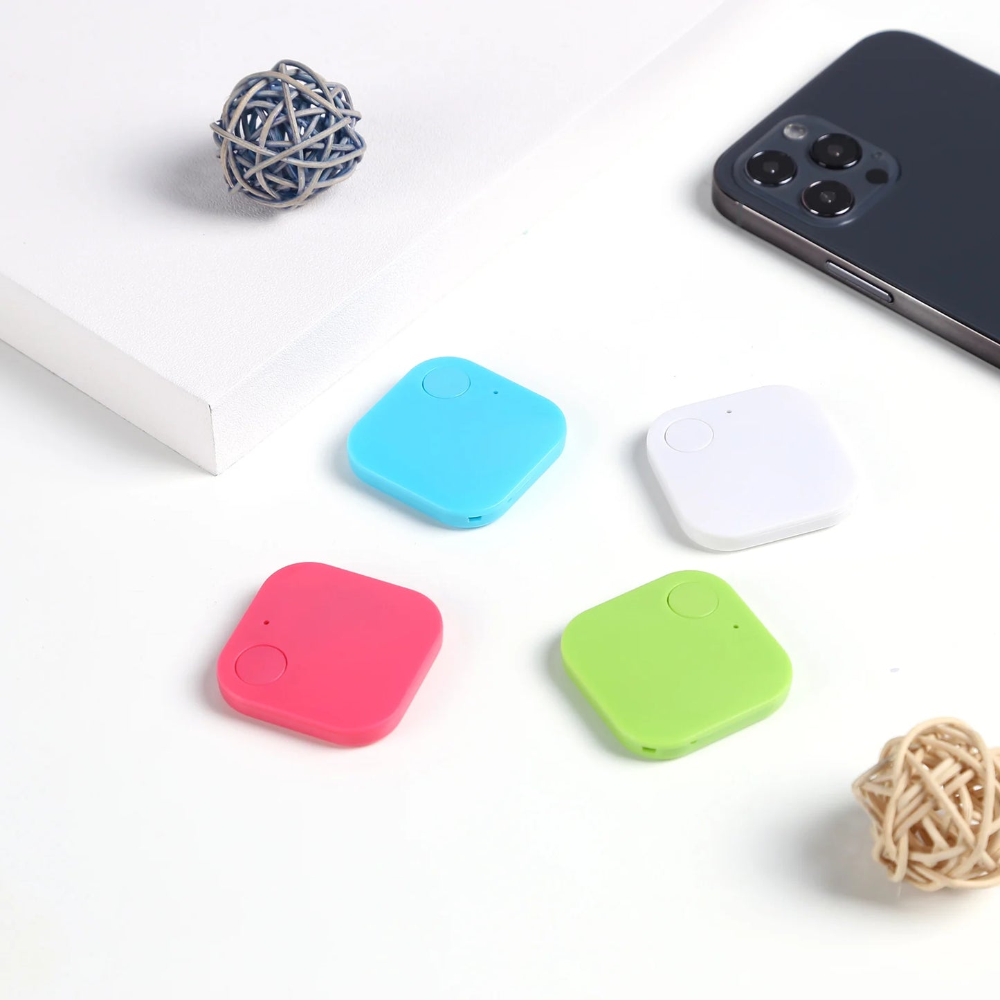 Remote Control Key Finder Locator Children Elderly Pet Bluetooth-compatible Item Tracker Finder DeviceLuggage Anti-Lost Alarm